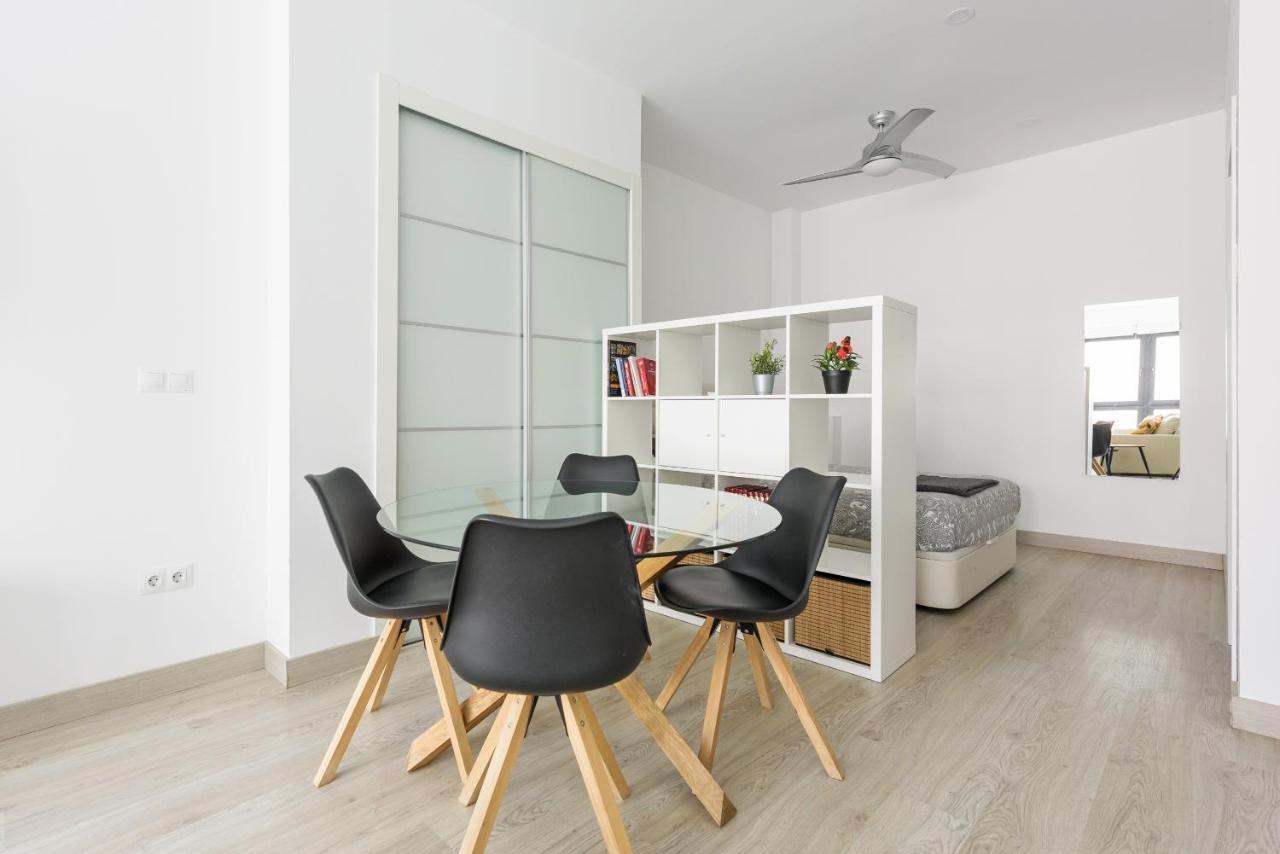 Charming Loft A Lejlighed Málaga Eksteriør billede